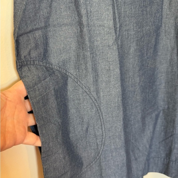 ATM Chambray Dress with Side Pockets and Slit Neck in Size Large - Picture 3 of 6